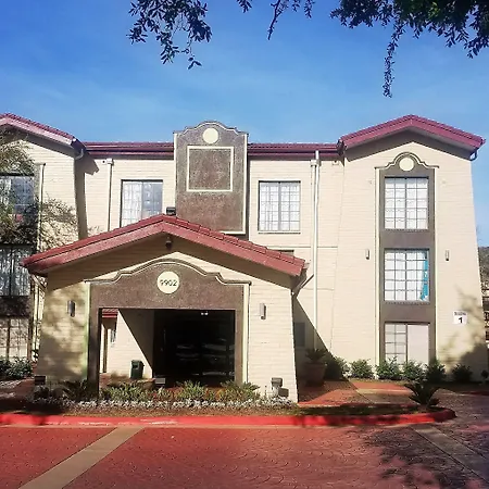 Red Roof Inn & Suites Houston- Hobby Airport-3