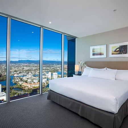 Hilton Surfers Paradise Hotel & Residences-3