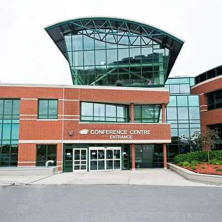 Hampton By Hilton Ottawa-3