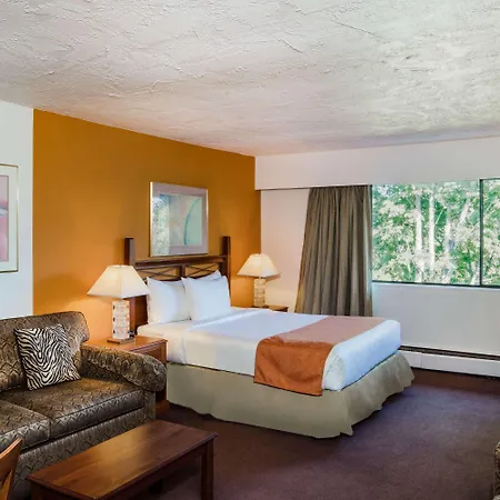 Howard Johnson Hotel By Wyndham Victoria-2