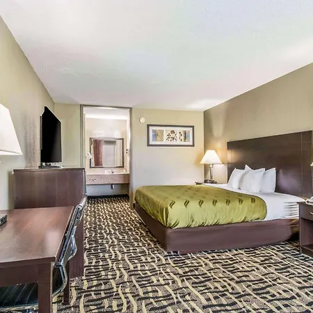 Quality Inn & Suites York East-3