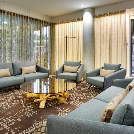 Hyatt House Portland / Downtown-3