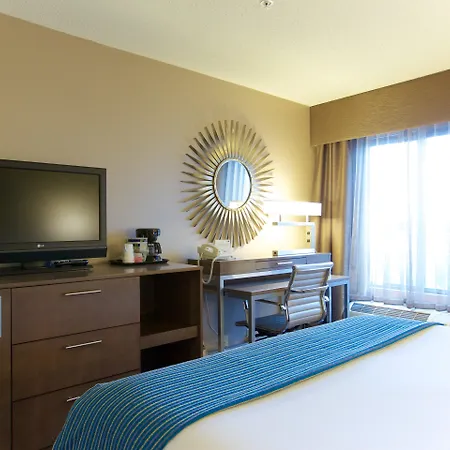 Holiday Inn Express Fargo - West Acres By Ihg-3