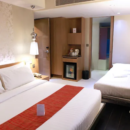 Citrus Sukhumvit 13 Nana Bangkok By Compass Hospitality - Newly Renovated-3