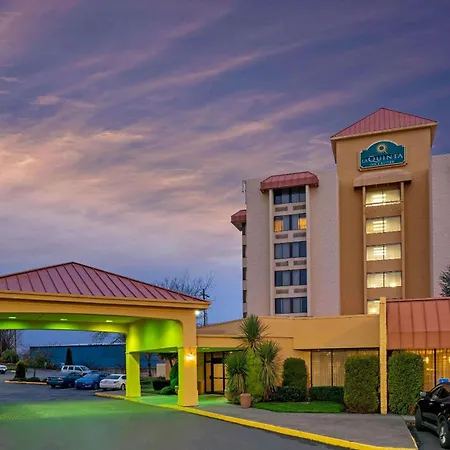 La Quinta Inn & Suites By Wyndham Tacoma - Seattle-3