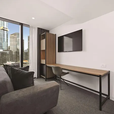 Vibe Hotel Melbourne-3
