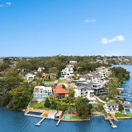 Luxury Waterside Home-2