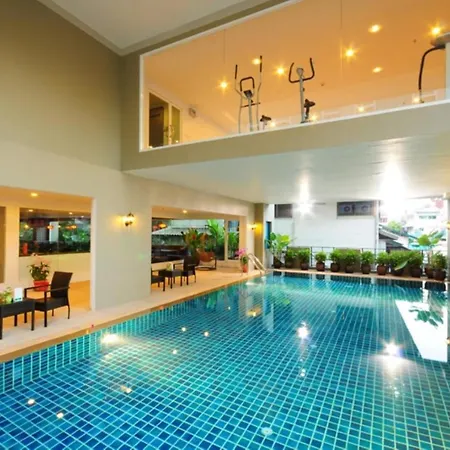 Boss Suites Nana Hotel-2