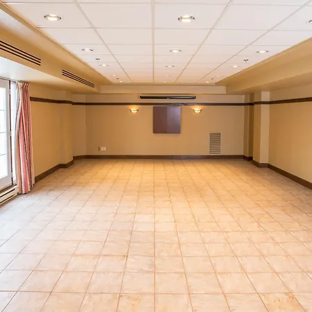 Holiday Inn Express & Suites Tremblant By Ihg-3
