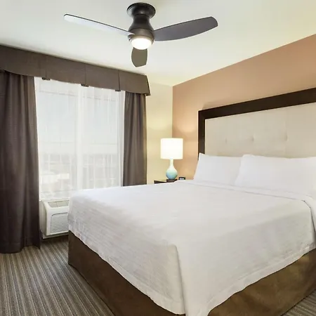 Homewood Suites By Hilton Fargo-3