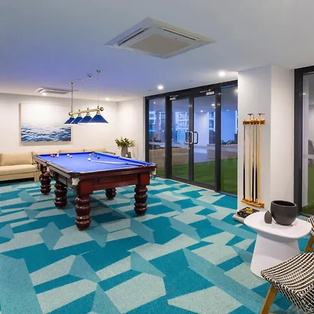 Qube Broadbeach-2