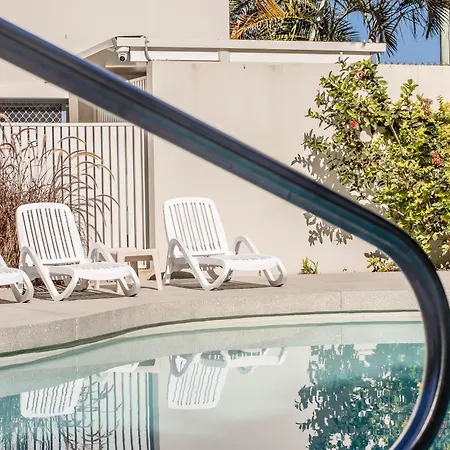 Bella Mare Coolangatta Beachside Apartments-2