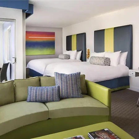 Sunset Marquis Hotel & Villas-3