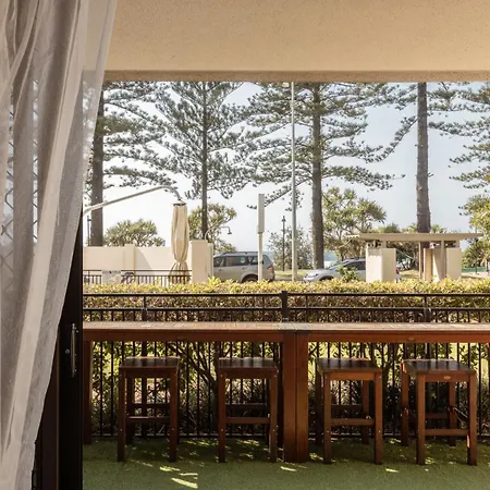 Columbia Beachfront Apartments On Rainbow Bay-3