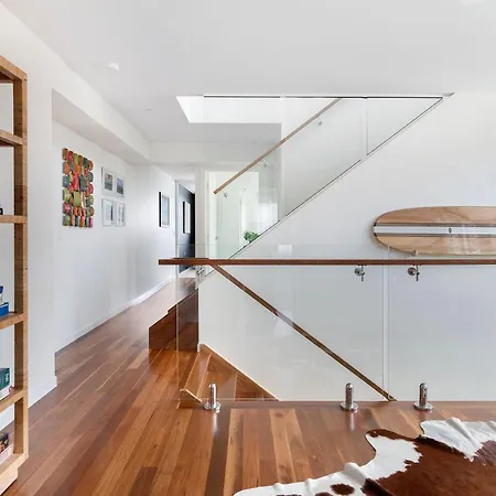 Luxury Tri-Level Duplex In Mermaid Beach - Coasthm-2