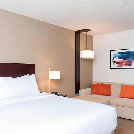 Delta Hotels By Marriott Kalamazoo Conference Center-3