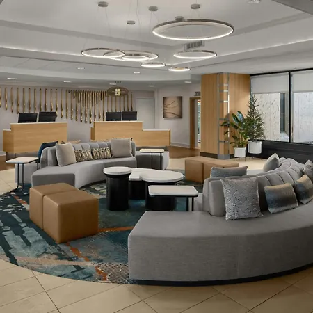 Sheraton Milwaukee Brookfield-3