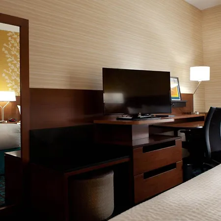 Fairfield Inn & Suites By Marriott Lethbridge-2