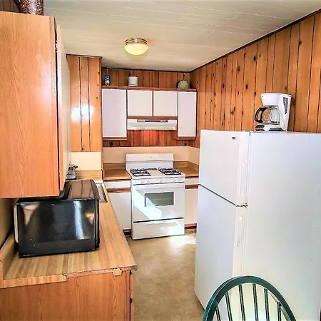 Twin Pines Family Cabin By Big Bear Vacations-2