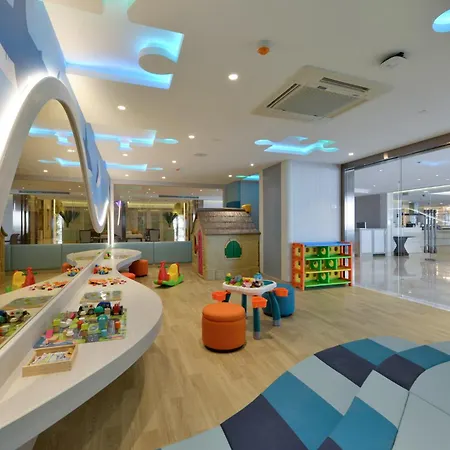 Centre Point Plus Hotel Silom-2