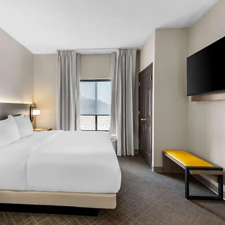 Comfort Suites Stevens Point-2