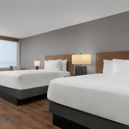 Hyatt House Mississauga / Airport Corp Center-3