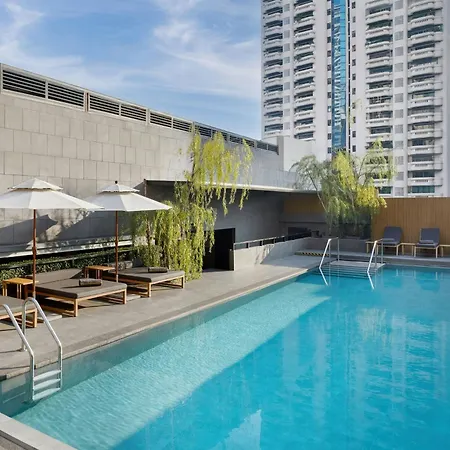 Courtyard By Marriott Bangkok Sukhumvit 20-3