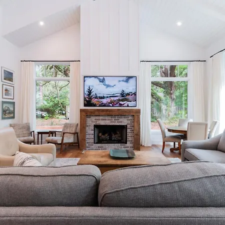 10 Pender Lane-3