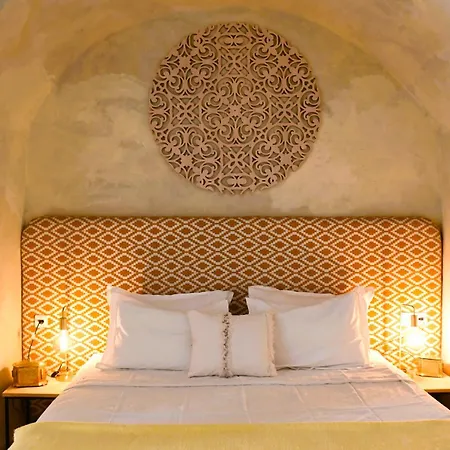 Riad Emberiza Sahari-3