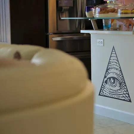 Illuminati Guest House-3