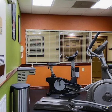 Best Western Plus Hobby Airport Inn & Suites-2