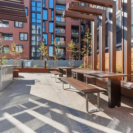 Melbourne City Apartment Hotel-3