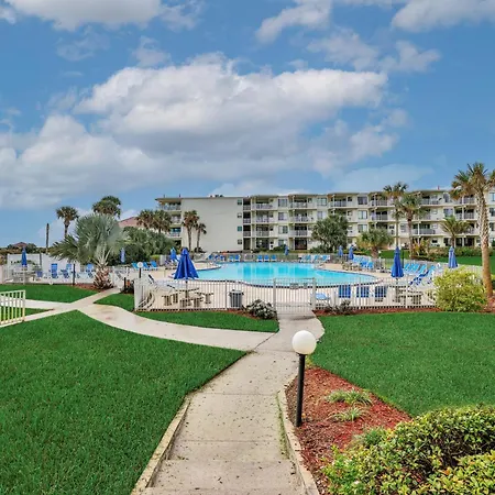 Beautiful Home Near The Beach With Views Of The Atlantic Off The Private Balcony-2