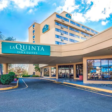 La Quinta By Wyndham Secaucus Meadowlands-3