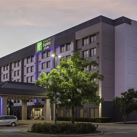 Holiday Inn Express & Suites Mississauga-Toronto Southwest By Ihg-3