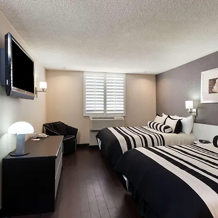 Ramada Plaza By Wyndham West Hollywood Hotel & Suites-2