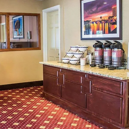 Comfort Inn North-3