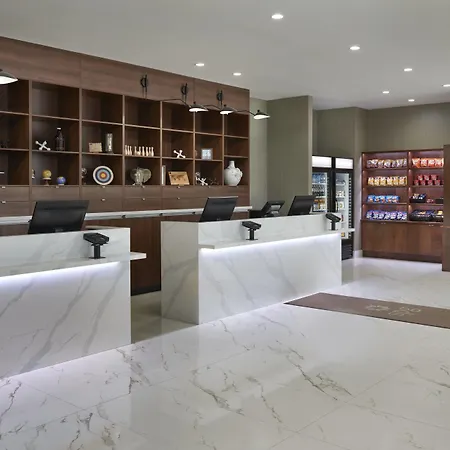 Four Points By Sheraton Toronto Airport-3