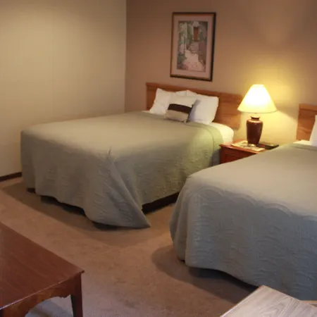 Shawano Four Seasons Resort-2