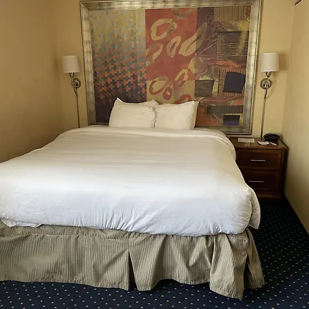 Clarion Inn-3