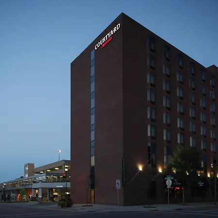 Courtyard By Marriott St. Cloud-2