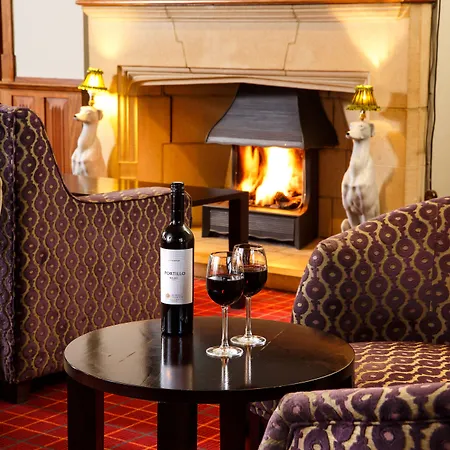 Mercure Leeds Parkway Hotel-3