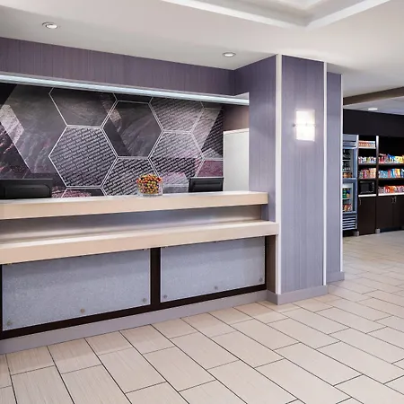 Springhill Suites Houston Hobby Airport-3