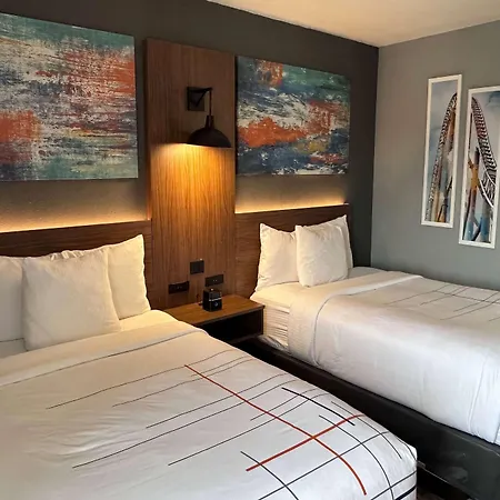 La Quinta By Wyndham Chicago Gurnee-3