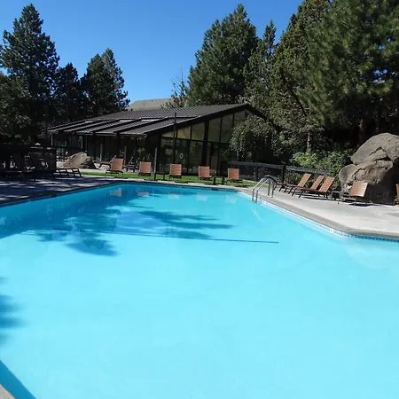 Riverhouse Lodge-3