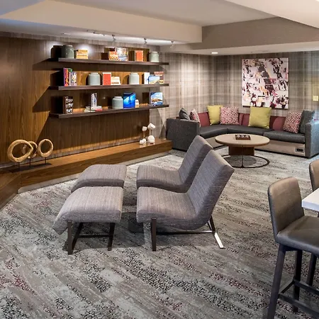 Courtyard By Marriott Portland North-2