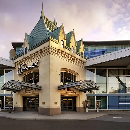 Fairmont Vancouver Airport In-Terminal Hotel-3