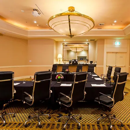 Stamford Plaza Sydney Airport Hotel & Conference Centre-3