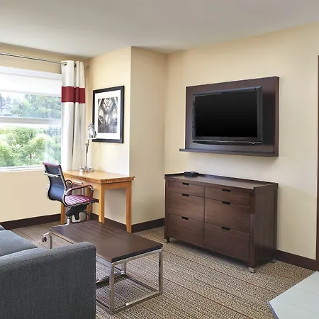 Four Points By Sheraton Surrey-2