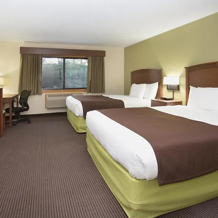 Cobblestone Hotel & Suites - Wisconsin Rapids-3